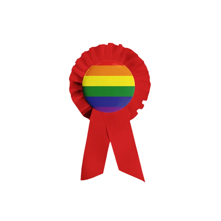 Personalisierte Rosette Pride Month. Mit der Möglichkeit zur Personalisierung wird jede Pride Rosette zu einer einzigartigen Aussage.