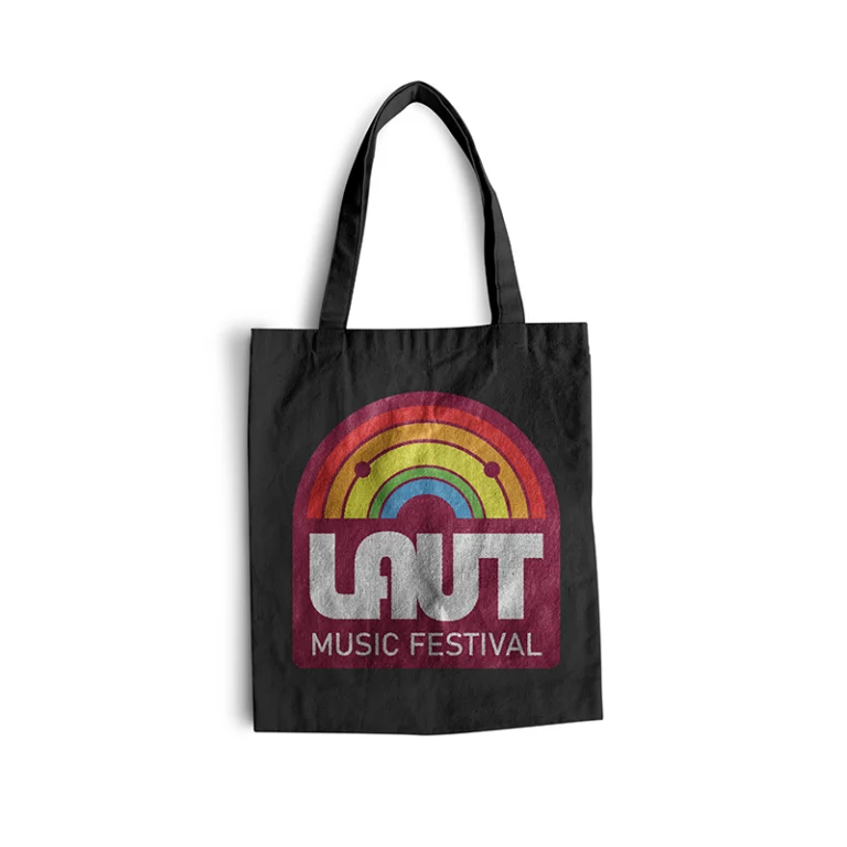 Festival Baumwolltasche Bedrucken. Festival Essentials: Baumwolltasche bedrucken von IgelShop – Tragen Sie Stil und Farbe auf jedem Event.